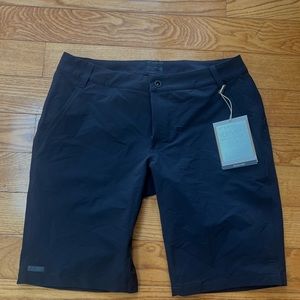 Giro Venture Shorts sz 6 - hiking - Cycling Mountain Biking Black - Women’s New
